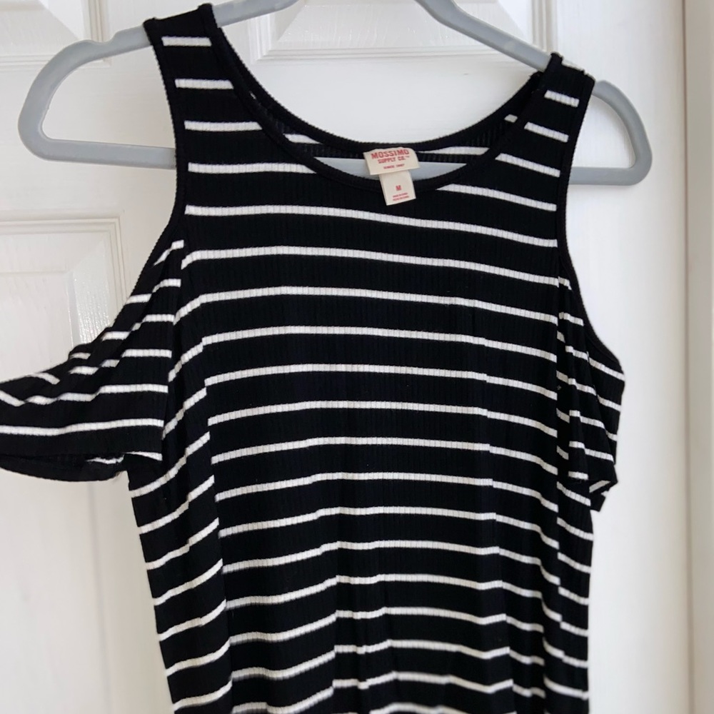 Mossimo top